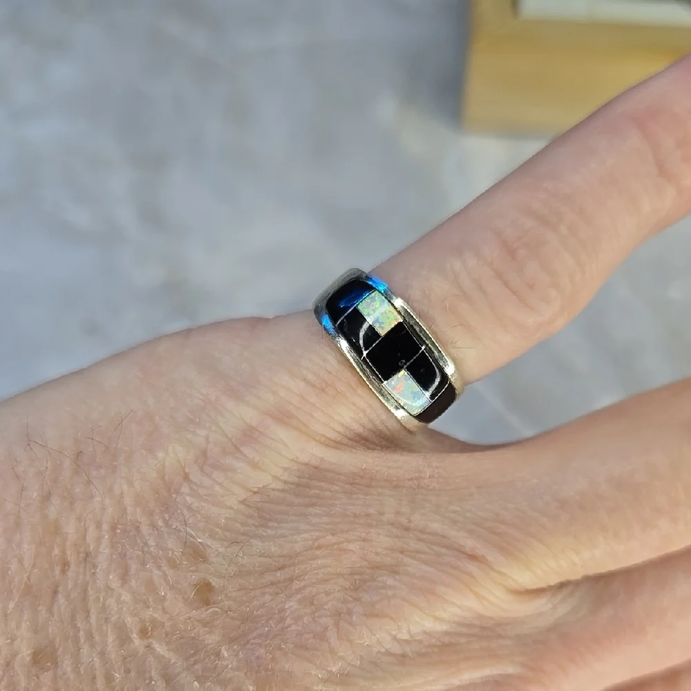 925 Native Made Onyx And Lab Opal Inlay Ring - Picture 1 of 5